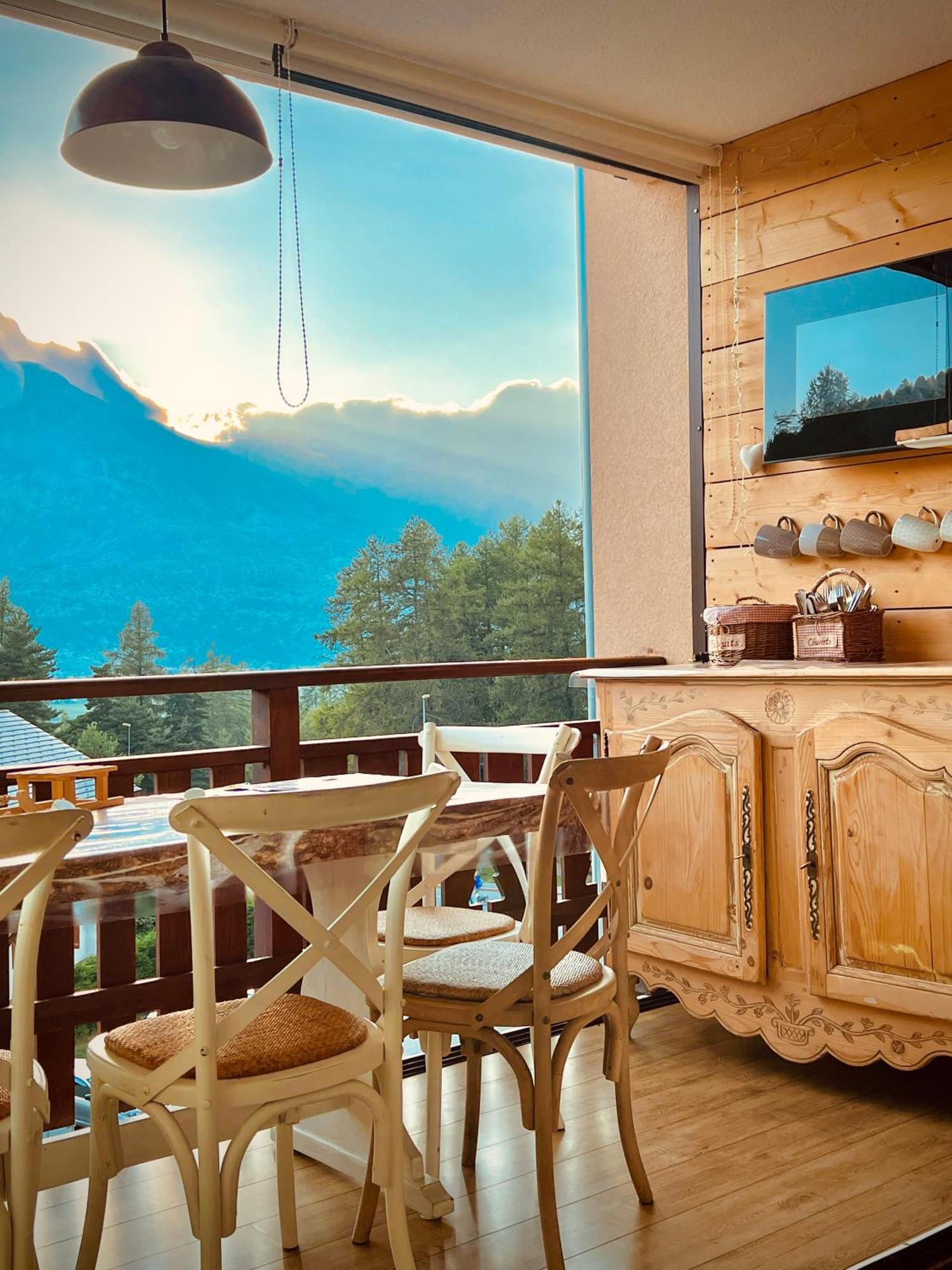 Apartment La Joue Du Loup, Aux Pieds Des Pistes Et Vue Sur Montagnes La Joue du Loup