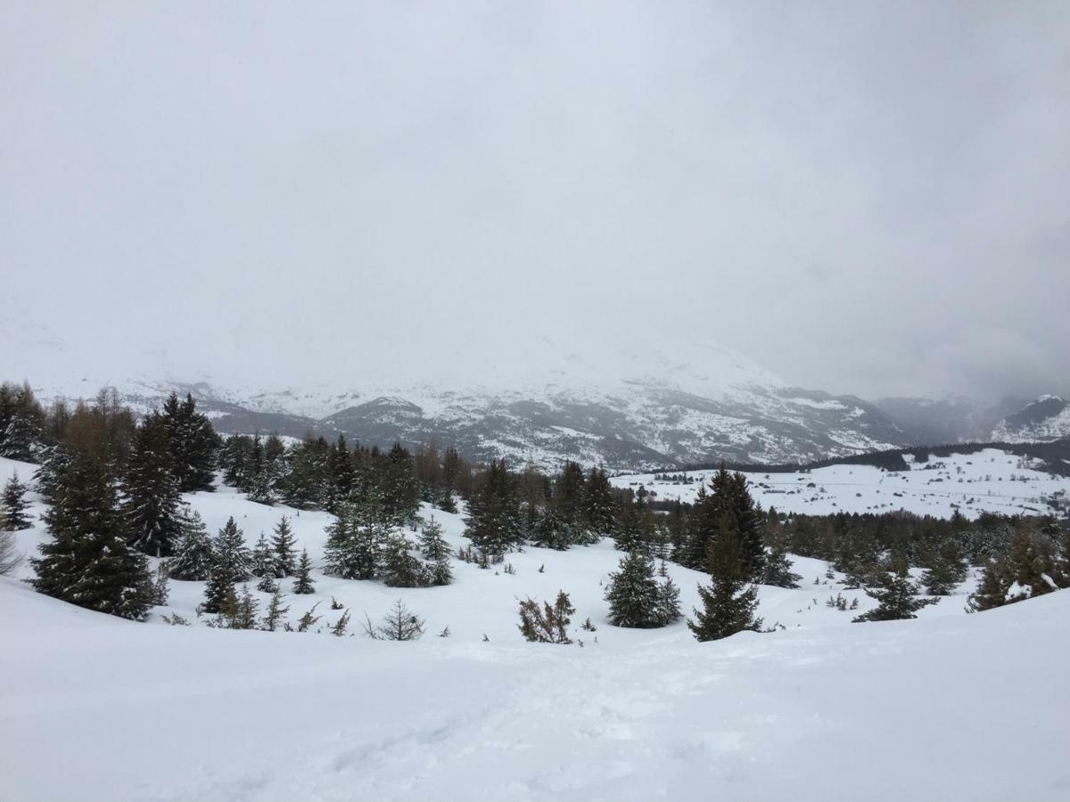 Apartment La Joue Du Loup, Aux Pieds Des Pistes Et Vue Sur Montagnes *